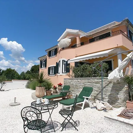 Апартаменты Dalmata *