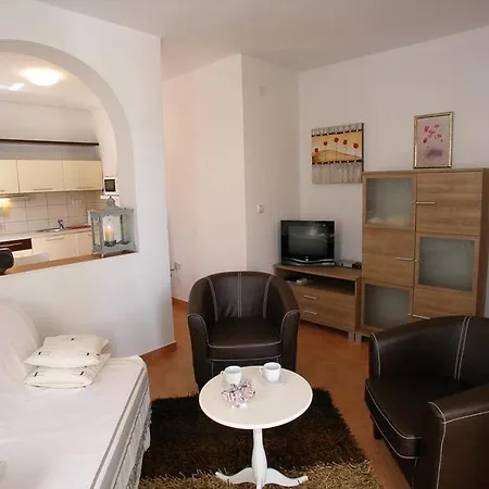 Apartment Dalmata Brodarica (Sibenik-Knin)